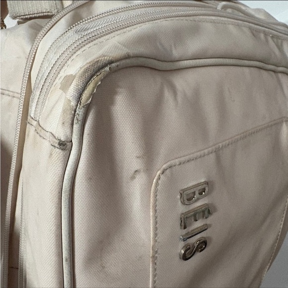 BEIS The Expandable Backpack in BEIGE- READ DESCRIPTION - Picture 7 of 11